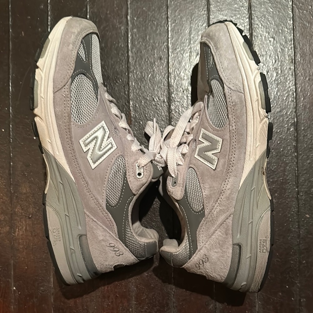 New Balance Gray and Black Athletic Shoes